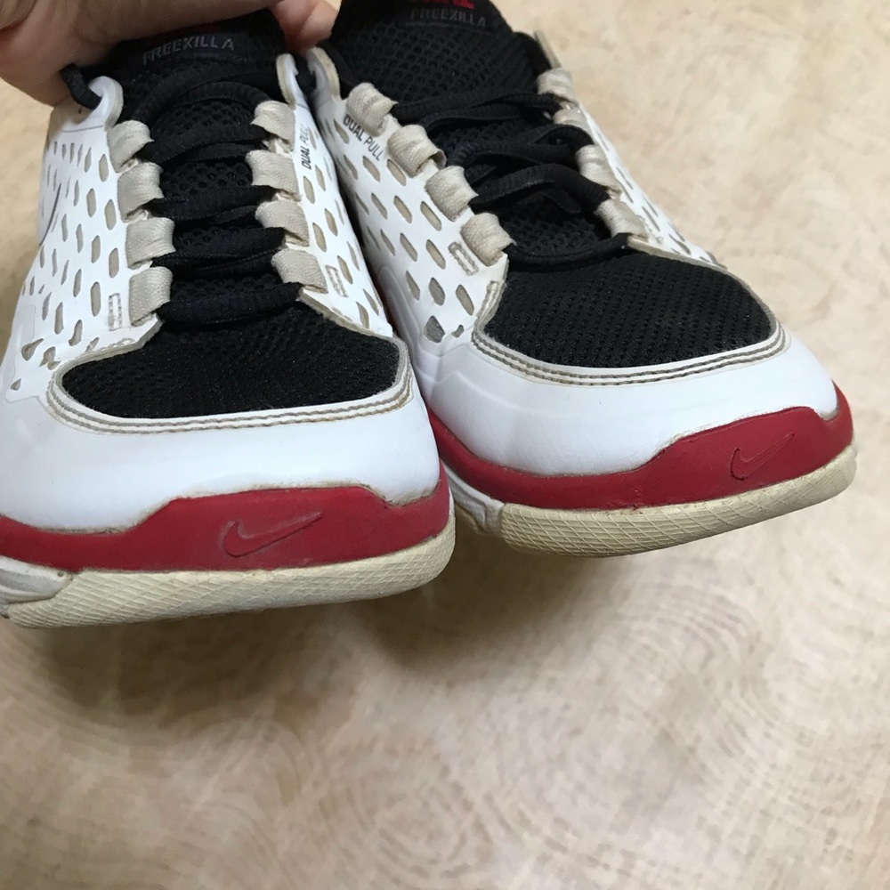 Nike Free Xilla Trainer Shoes Size 6 View 3